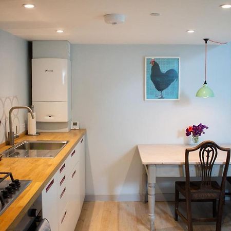 The Tractor Shed Apartment Ъск Екстериор снимка